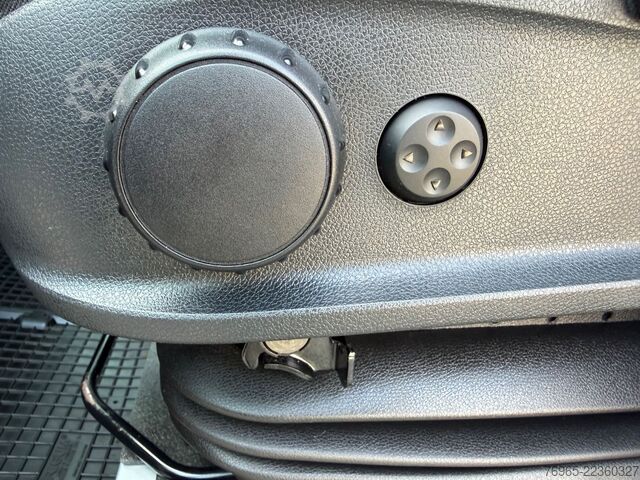 Varebil MERCEDES-BENZ Sprinter 314 AUTOMATIK NAVI DISTRONIC KAMERA LED