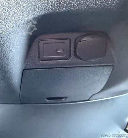 Varebil MERCEDES-BENZ Sprinter 314 AUTOMATIK NAVI DISTRONIC KAMERA LED