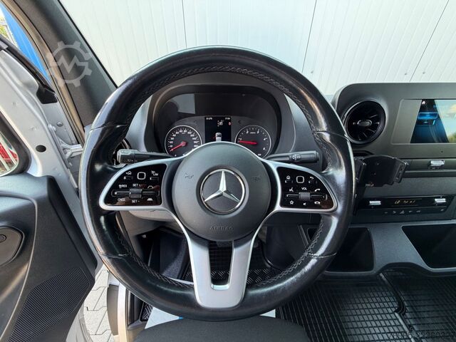 Varebil MERCEDES-BENZ Sprinter 314 AUTOMATIK NAVI DISTRONIC KAMERA LED