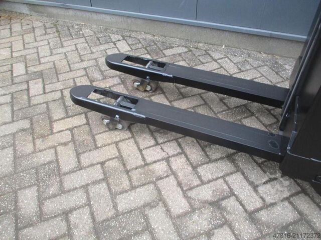 Hochhubwagen BT SWE 080L