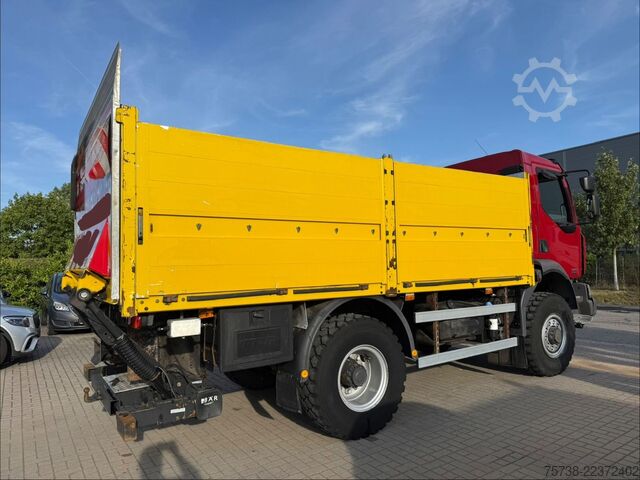 Flutningabíll með sléttu pallrými RENAULT Midlum 280 DXI 4x4 Pritsche+LBW/BLATTFEDERUNG