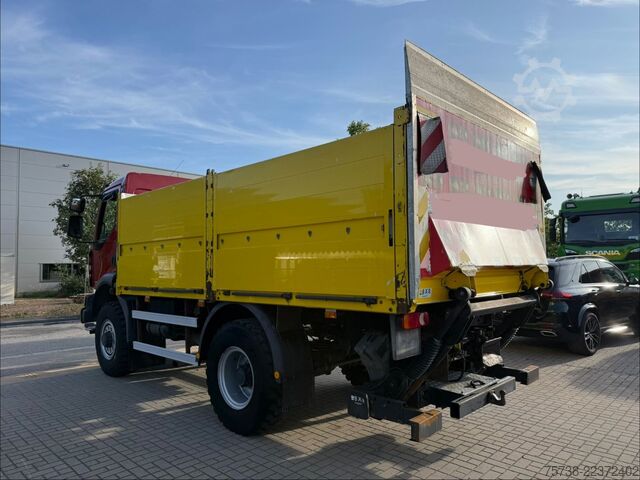 Flutningabíll með sléttu pallrými RENAULT Midlum 280 DXI 4x4 Pritsche+LBW/BLATTFEDERUNG