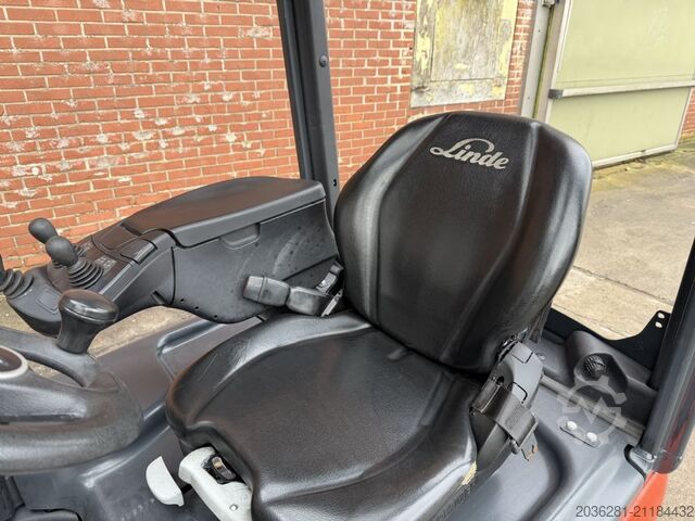 Xe nâng điện 3 bánh Linde E14-02