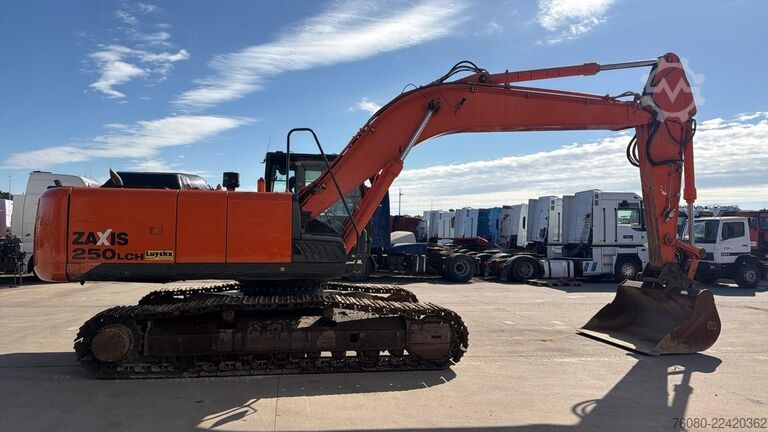 Pelle sur chenilles Hitachi ZX250LCH-5A (AIRCO / 6.868 HOURS / BELGIAN MACH...