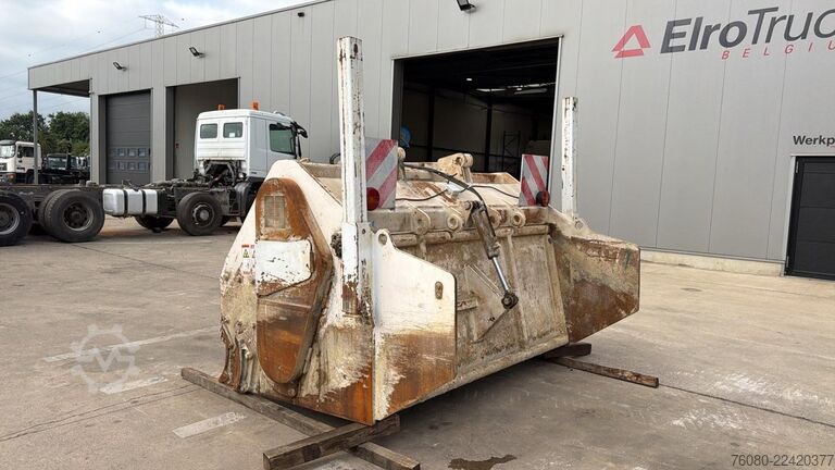 Machine de recyclage de l'asphalte Stehr SBF 24 MILLER (INCL FOR 5000€ NEW TEETH / 4670 ...