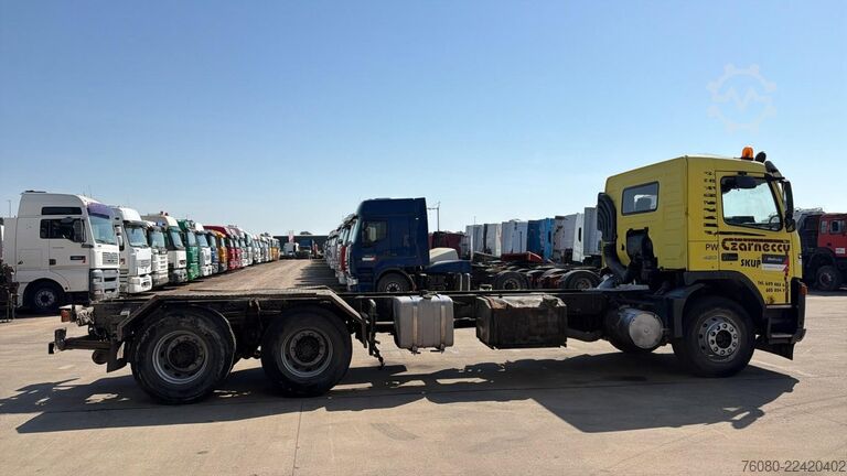 Chasis con cabina Volvo FM 12 - 420 (EJES GRANDES / SUSPENSIÓN DE ACERO...