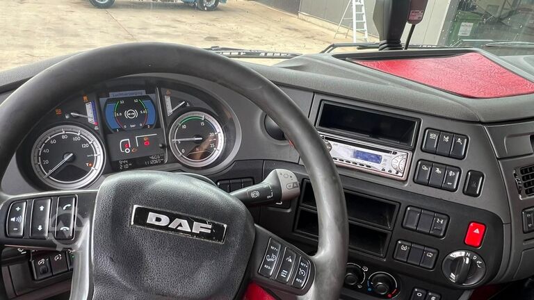 标准-SZM DAF XF 460 (PARFAIT ETAT / TRES PROPRE / MOTEUR EUR...