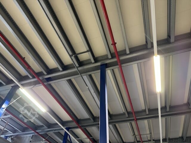 Mezanino de armazenamento aprox. 1.200 m2 Stow 