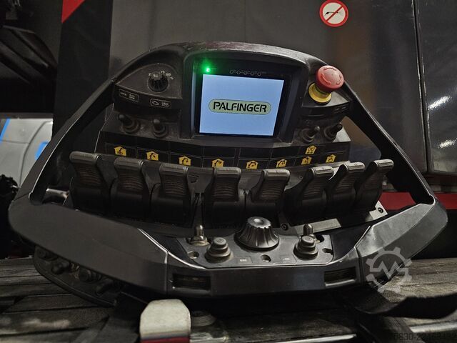Crane truck Palfinger CRAWLER PCC .002 -  tm / WINCH / WORKBASKET