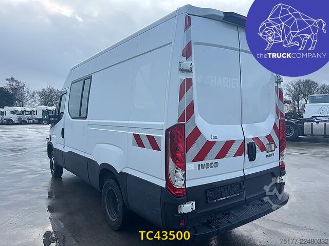 شاحنة بانل Iveco Daily 35C15V12 Double cab 7 places