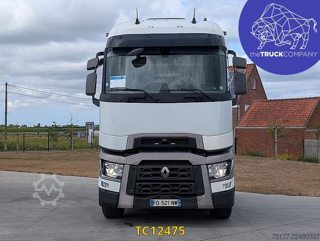 Standar-SZM Renault T 520