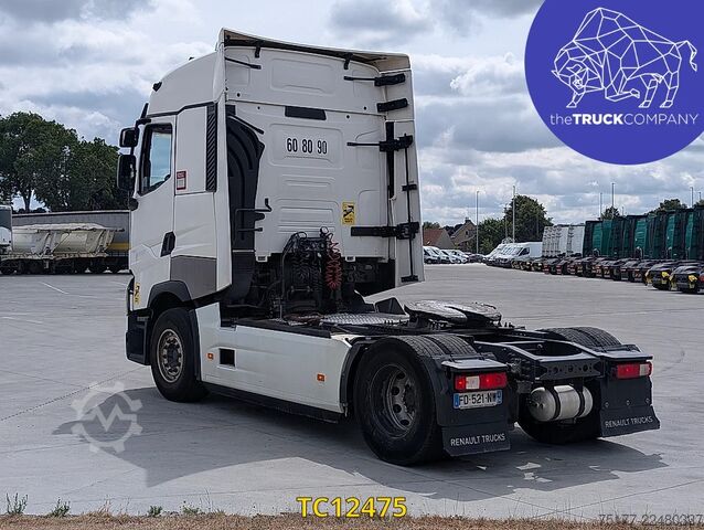Standar-SZM Renault T 520