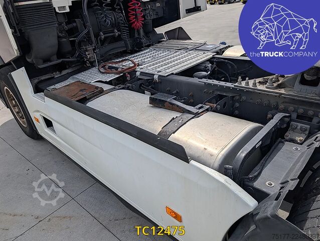 Standar-SZM Renault T 520