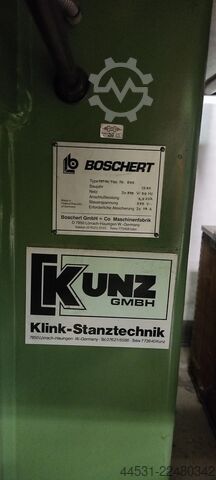 آلة اللكم والنقر Stanznibbelmaschine KST 40 / 750