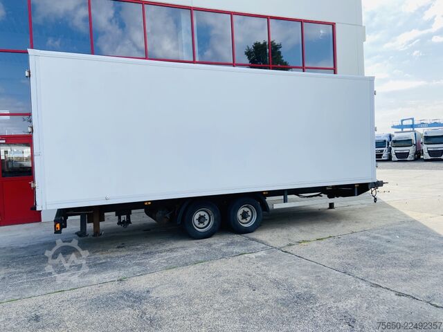 Rimorkio kutie Tang, Karl K105  Tandem Kofferanhänger vorn Durchladbar