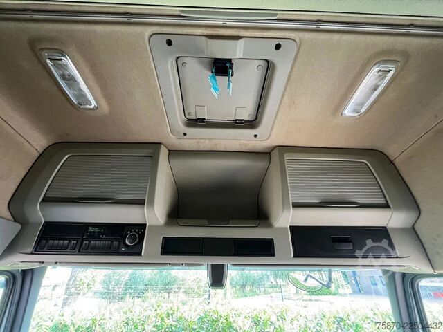 স্যুটকেস Volvo FM 330 VTJ3R