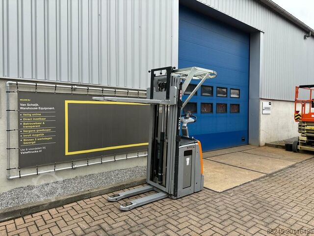 VS-22420 Elektrisk triplexstaplare Still EXVSF14, lyfthöjd 4716 mm STILL EXVSF14