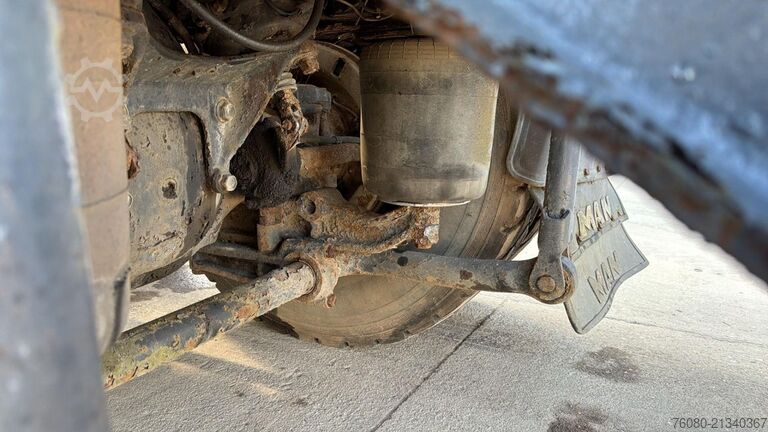 Vacuum truck MAN 26.293 (17000 L / 6X2 / MANUAL PUMP / POMPE MAN...