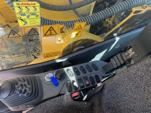  Komatsu PC290NLC-10