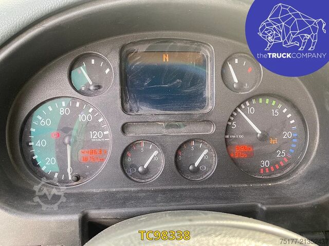 Transportul de containere DAF CF 85 340