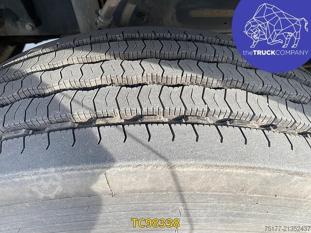 Transportul de containere DAF CF 85 340