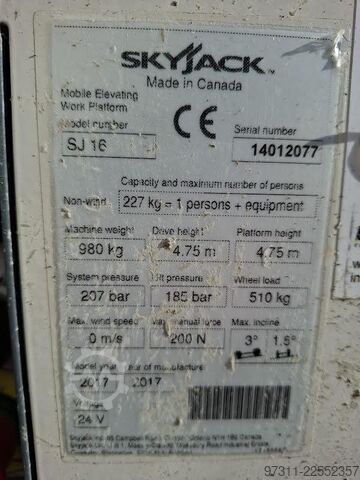 উত্তোলন SkyJack SJ16