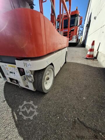 উত্তোলন SkyJack SJ16