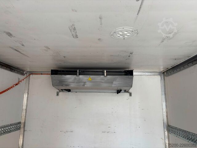 Chladiareň dodávka IVECO Daily 70C18A TK-Koffer / LBW / -25C°/+20°