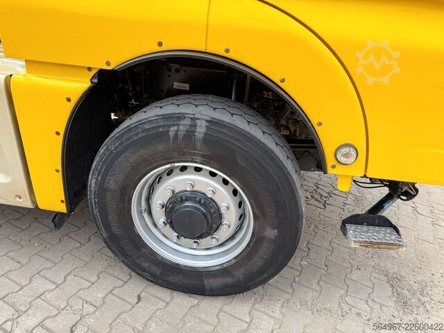 Đầu kéo tiêu chuẩn MAN TGX 18.480 SZM Schmitz Kippauflieger