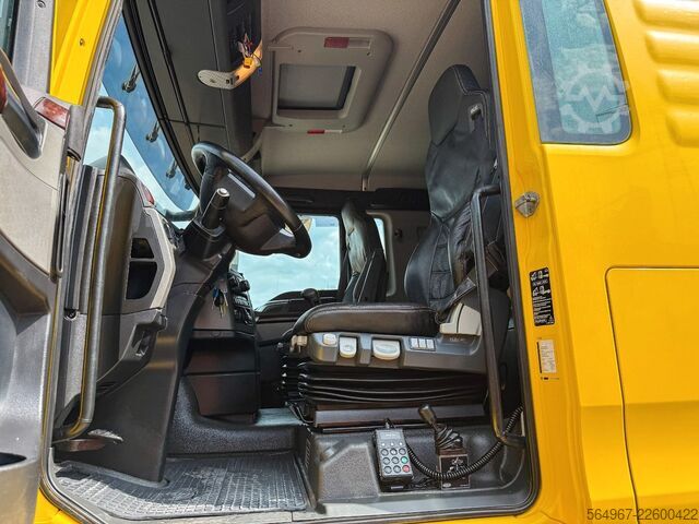 Đầu kéo tiêu chuẩn MAN TGX 18.480 SZM Schmitz Kippauflieger