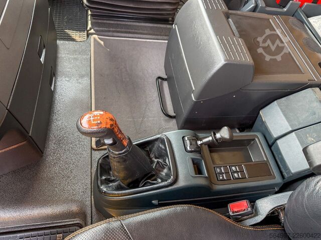 Đầu kéo tiêu chuẩn MAN TGX 18.480 SZM Schmitz Kippauflieger