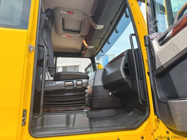 Đầu kéo tiêu chuẩn MAN TGX 18.480 SZM Schmitz Kippauflieger