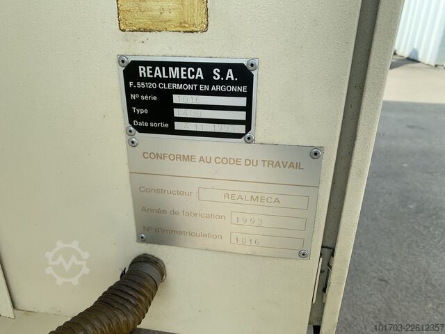  Realmeca T400