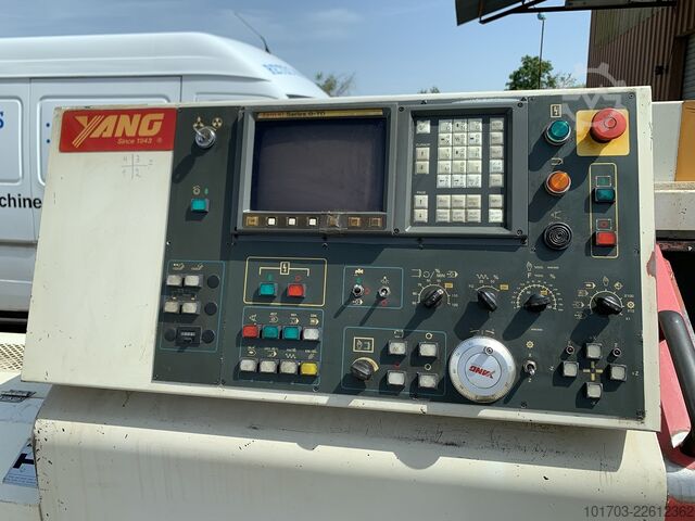 Máy tiện CNC Yang SML-20