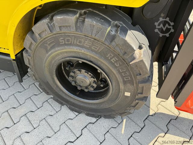 Chariot élévateur Hyster H 5.5 XM // Full cabin // Only 6135 hour