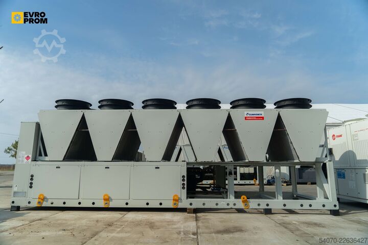Máy làm lạnh nước (chiller) New Industrial Chiller CLIMAVENETA - 656.5 KW | With warranty