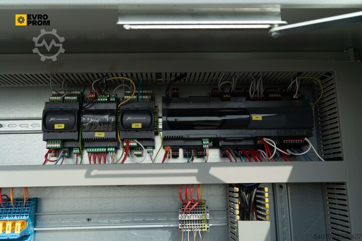 Máy làm lạnh nước (chiller) New Industrial Chiller CLIMAVENETA - 656.5 KW | With warranty