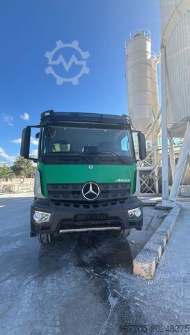 Bomba automática para hormigón Mercedes-Benz Arocs 3246