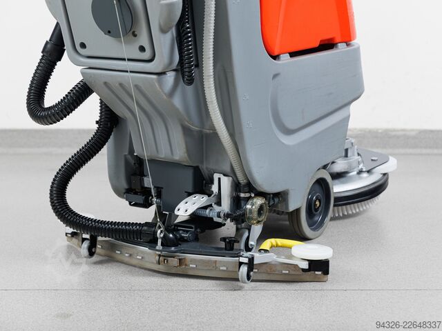 Hako Scrubmaster B30 TB430 NEUE BATTERIE Hako Hakomatic B30 TB430 - 2013y - 1557h