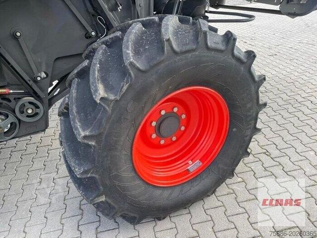 Skördetröska Claas LEXION 5400 E5