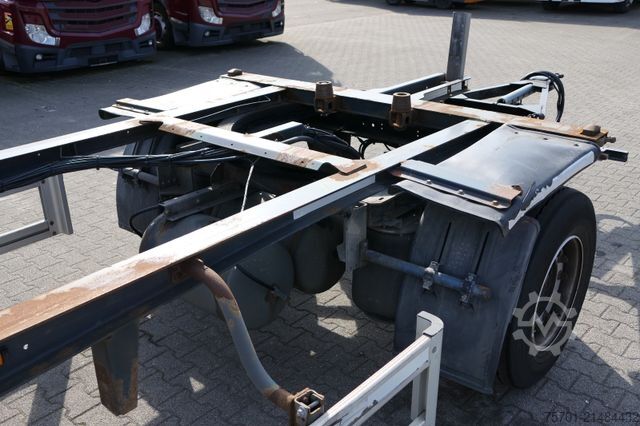 Prikolica sa zamenjivim šasijama SCHMITZ CARGOBULL AWF 18 BDF Wechselfahrgestell SAF-Achsen