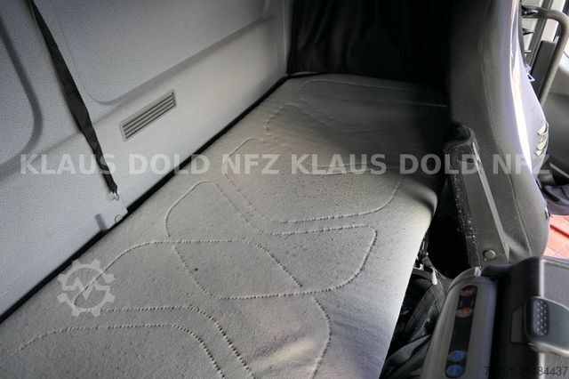 Kamion za prevoz automobila MERCEDES-BENZ Atego geschloss. Autotransporter komplettzug