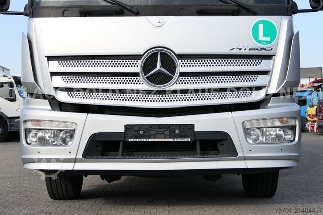 Kamion za prevoz automobila MERCEDES-BENZ Atego geschloss. Autotransporter komplettzug