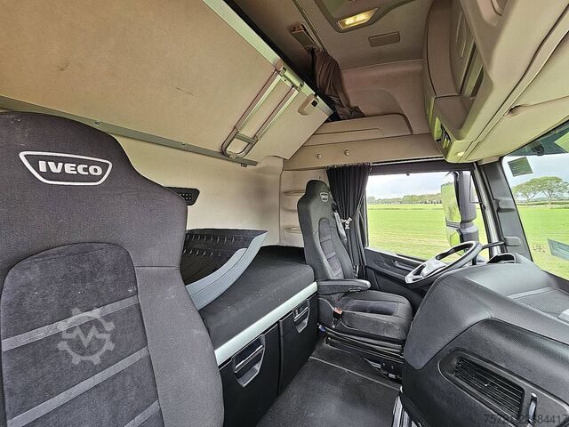 IVECO S-WAY AS440S48