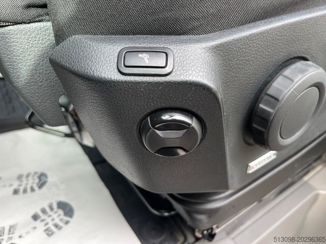 Ван с висока покривка VOLKSWAGEN CRAFTER MAXI LANG EXTRA HOCH ACC NAVI SPURHALTE.