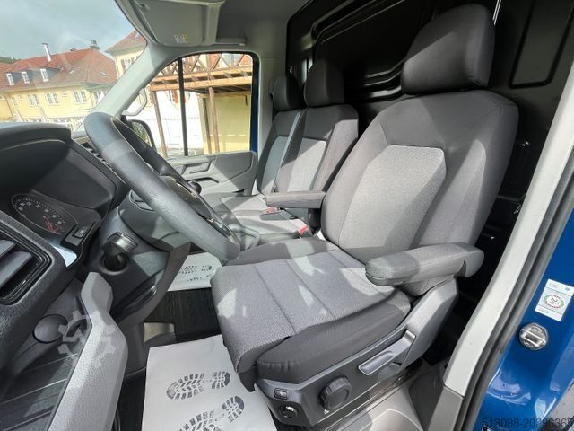 Ван с висока покривка VOLKSWAGEN CRAFTER MAXI LANG EXTRA HOCH ACC NAVI SPURHALTE.