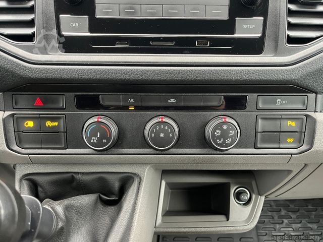 Furgoneta de caja alta VOLKSWAGEN CRAFTER 2,0 TDI 4 MOTION 177 PS KLIMA 1.HAND