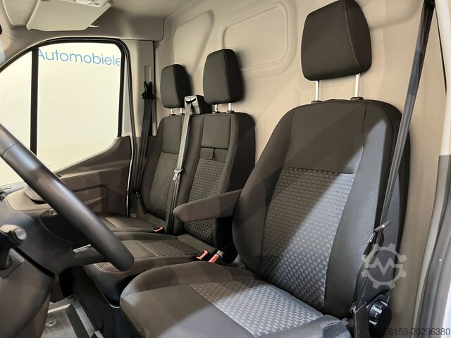 Furgoneta con caja Ford E-Transit L2H2 Trend 68 kWh 184 PK / 100% Elekt...