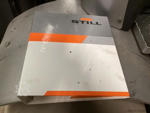 Stivuitor electric cu 4 roți STILL RX60-80