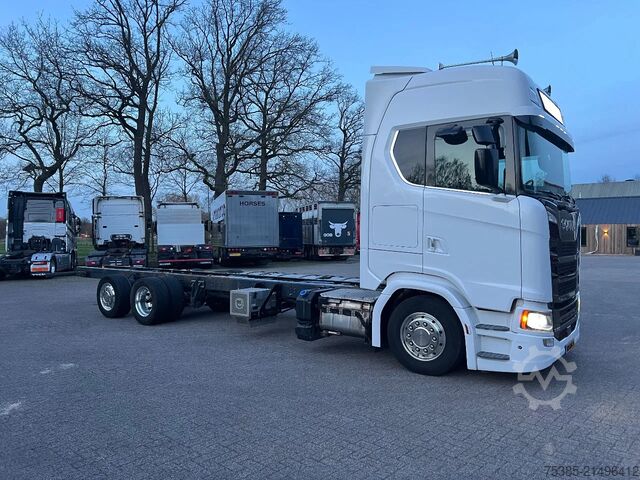 Chassis med førerhus Scania S580 6x2/4 Full options King of Road